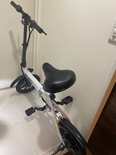 中古美品　折りたたみ電動自転車　14インチ