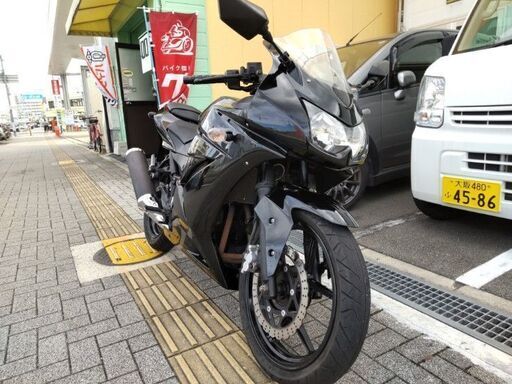 3月31日まで限定価格！カワサキ　Ｎｉｎｊａ　２５０Ｒ　Ｆタイヤ・バッテリー新品・ヘルメットホルダ付き