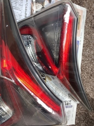 プリウス 左右 テールランプ 上部 zvw50 ICHIKOH TOYOTA 純正 PRIUS