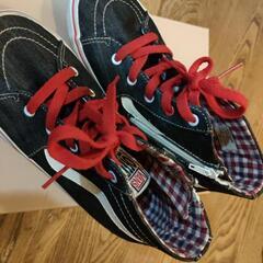 VANSスニーカー　22cm