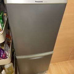 冷蔵庫　Panasonic NR-B145W