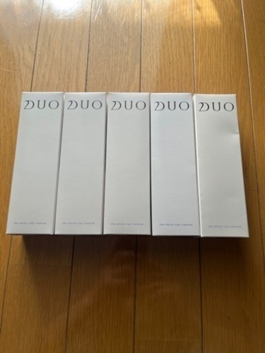 DUOザホワイトクレイクレンズ