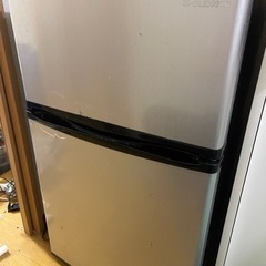 冷蔵庫 2ドア 90L シルバーヘアライン