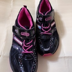 値下げ中❣️女の子 靴👟 新品❣️