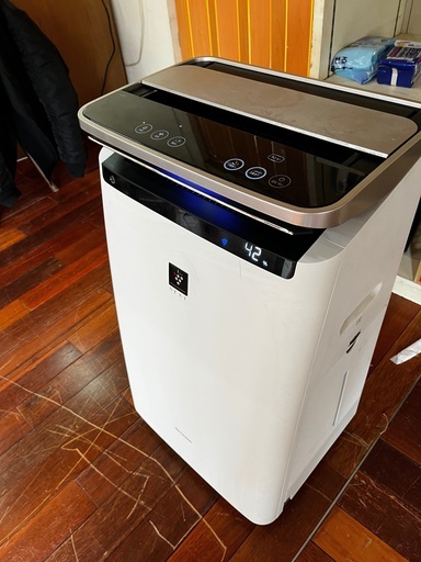 購入廉価A869★ 美品　2020年製 SHARP 加湿空気清浄機 KC-L50-W 動作確認済み シャープ