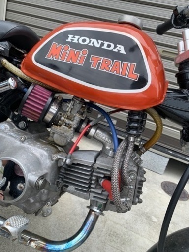 モンキーのエンジン、6V.72cc