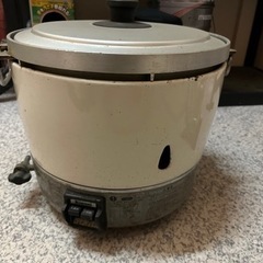 プロパンガス炊飯器　10L リンナイ　RR50-s1