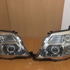 最終値下げ！10アルファード後期用　社外ヘッドライト