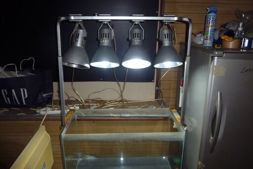 神畑ウォルテス30w4個と吊り下げハンガー器具セット