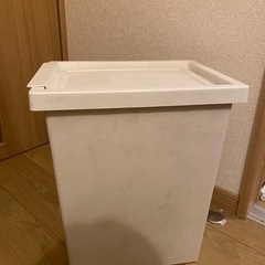 【500円】IKEAゴミ箱