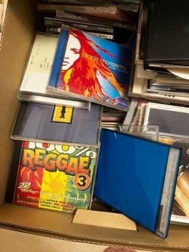 いろいろCD ダンボールごと james-davies.com