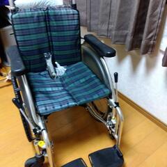 介護型車椅子（ミキ SKT5）