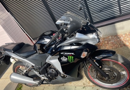 ホンダ　CBR250R JBK-MC41