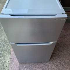 ノンフロン冷凍冷蔵庫 ヤマダセレクト87L　2021年製