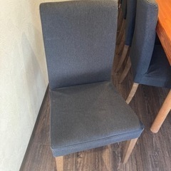 IKEA HENRIKSDAL ダイニングチェア①