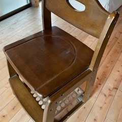 コイズミ　椅子4