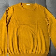 GUからし色セーター