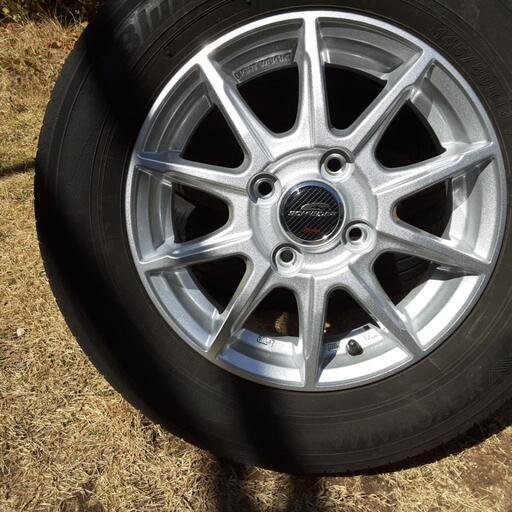 夏用タイヤ4本セット 現在取引中です。