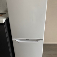【譲ります】【1年使用/ほぼ新品⁈】冷凍冷蔵庫106ℓ(Yama...