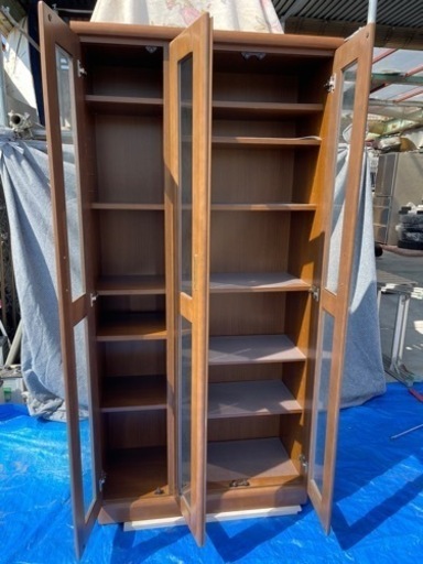 ⭐︎大幅お値下げ！美品ガラス戸付き本棚