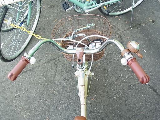 16インチ　自転車　jrサイクル　ジュニアサイクル　補助輪付き　切替なし　Amical　アミカル
