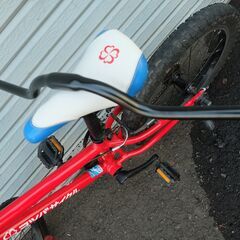 ヨツバサイクル　子供用自転車　ヒーローカラー　18インチ