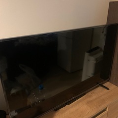テレビ　49型　2018年製
