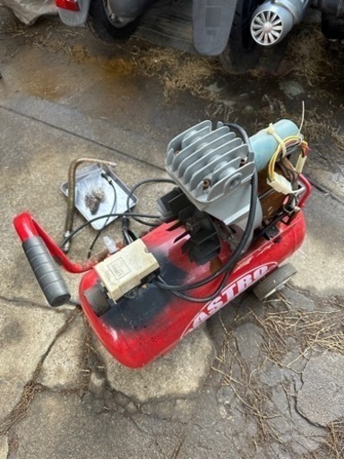 アストロプロダクツ エアーコンプレッサー 1.5馬力 オイルレス