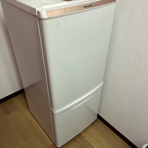 冷蔵庫　NR-B147W