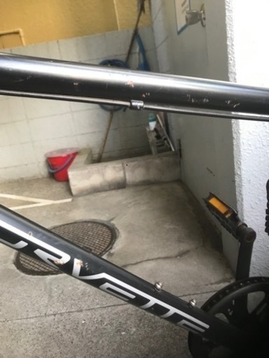 値下げします❗️クロスバイク 自転車 黒 ギア6段 サビ corvette GM