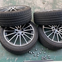 プリウス　アルミホイール！！　タイヤばり山二本ほぼ新品！タイヤ交換するよりホイール毎変えてお得に！！