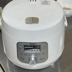 ジャンク品【蒸気口が欠損】マイコン炊飯器