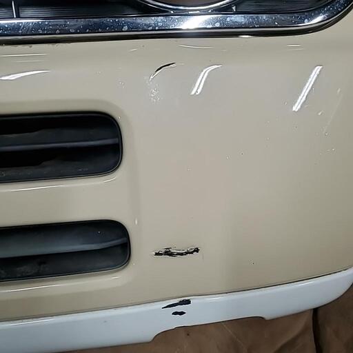 アルトラパン HE21S フロントバンパー メッキグリル付き ツートン