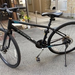 TREK　トレック FX2 クロスバイク　中古　ブラック