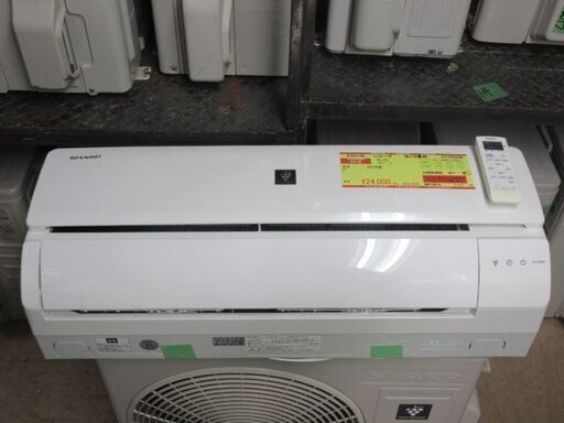 K04149　シャープ　中古エアコン　主に6畳用　冷房能力　2.2KW ／ 暖房能力　2.5KW