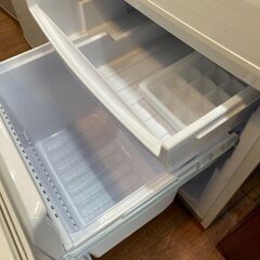 リサイクルショップどりーむ天保山店　No.7217　冷蔵庫　137L　2ドアタイプ♪　1人暮らしにオススメ♪ リサイクルショップどりーむ天保山店 No.7217 冷蔵庫 137L 2ドアタイプ♪ 1