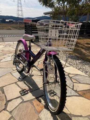 【近隣なら手渡し可】子供用自転車　ジェラティーナスポーツ　22インチ イオンバイク ジェラティーナ 22インチ 女の子 自転車