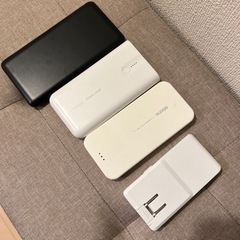 携帯充電器　バッテリー×4