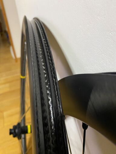 マヴィック COSMIC SLR 45 DISC リム素材を一新し磨きをかけたレーシングホイール - 製品インプレッション | cyclowired