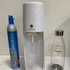 【未使用品】M136 SodaStream 炭酸水生成機 SOT...