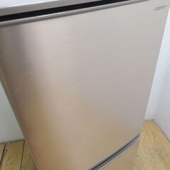 配達設置無料！ SHARP 2018年製 137L 冷蔵庫 便利ドア CL26