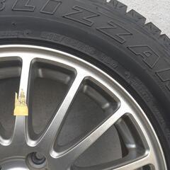 ブリジストン BLIZZAKスタッドレス 215/65R16