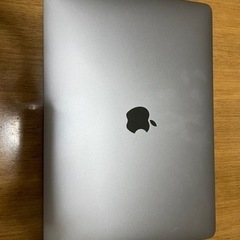【中古美品】MacBook Air 2020 スペースグレイ 8...