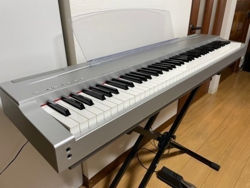 YAMAHA(ヤマハ) P-70 電子ピアノ 88鍵盤 スタンド、譜面台付き