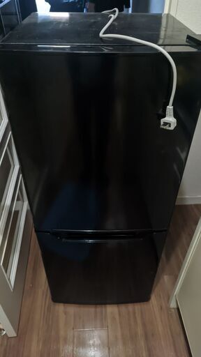 (受渡し決定)冷蔵庫 106L 2022年式（ブラック）