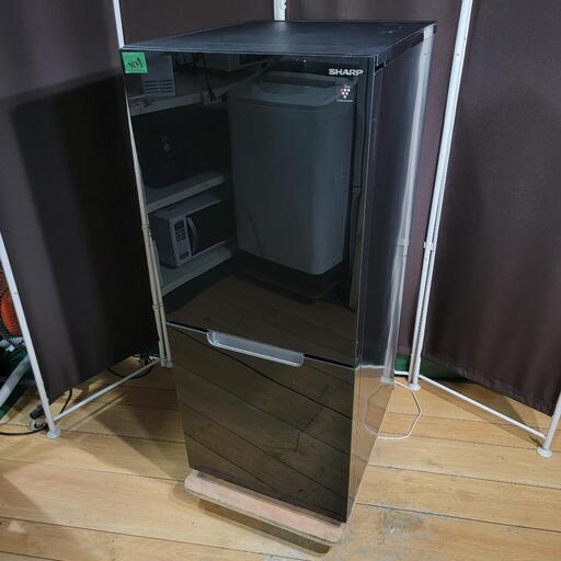 ‍♂️売約済み❌3129‼️設置まで無料‼️定価75,900円✨最新2021年製✨最高級モデルガラストップ\u0026プラズマクラスター✨SHARP 152L 2ドア 冷蔵庫