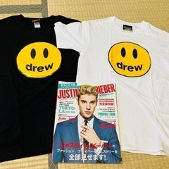 美品！ジャスティンビーバーdrewTシャツ2枚と本セット