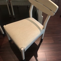 ニトリダイニングテーブル