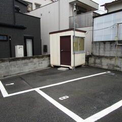 軽駐車場（倉庫付き）＋フリースペース、電気料金込み、倉庫内はアウトドア用品や資材置き場としてご利用可！ - 大阪市