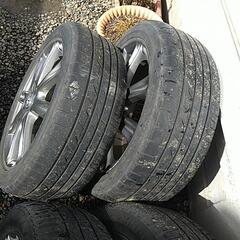 [最終値下げ]トヨタ純正。ビッツ、アクア、ヤリス、グロスホイール16インチ。とタイヤ4本。25000→20000円